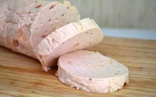 Куриный рулет в бутылке – красивое и праздничное блюдо