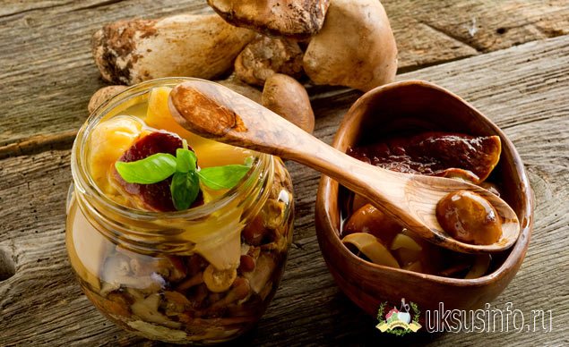 Белые грибочки в уксусном маринаде
