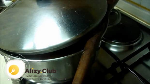 Для приготовления соуса болоньезе на зиму, подготовьте посуду