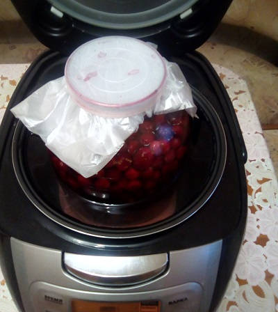 Домашняя настойка на клюкве