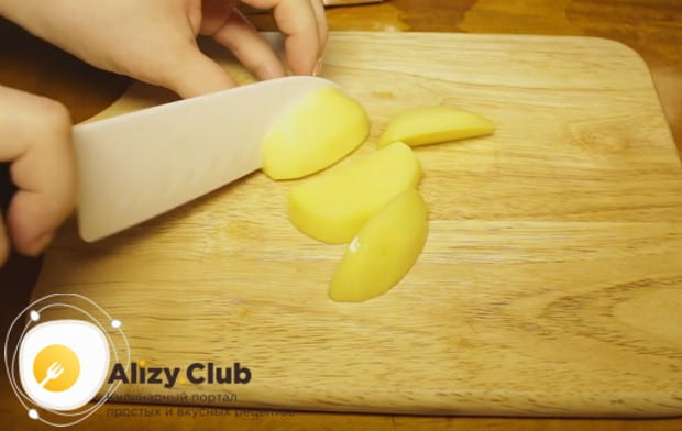 Готовить будем скумбрию с картошкой в мультиварке.