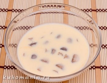 грибы обваленные в молоко с яйцом