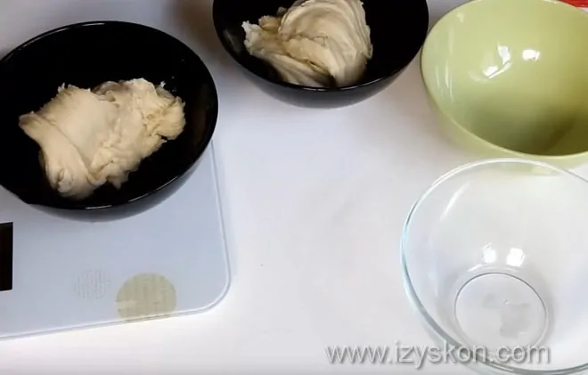 Как готовят торт с разными коржами соответственно рецепту с фото