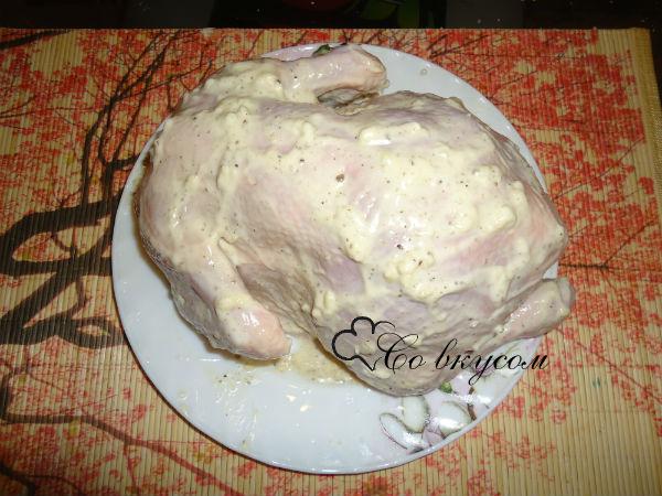 Как приготовить курицу в фольге в духовке