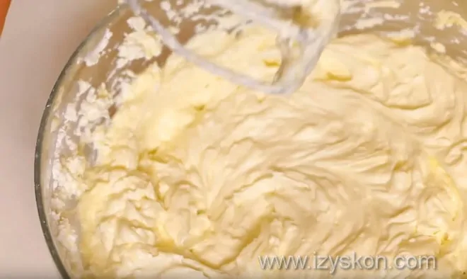 Какой консистенции должен быть крем для королевского торта