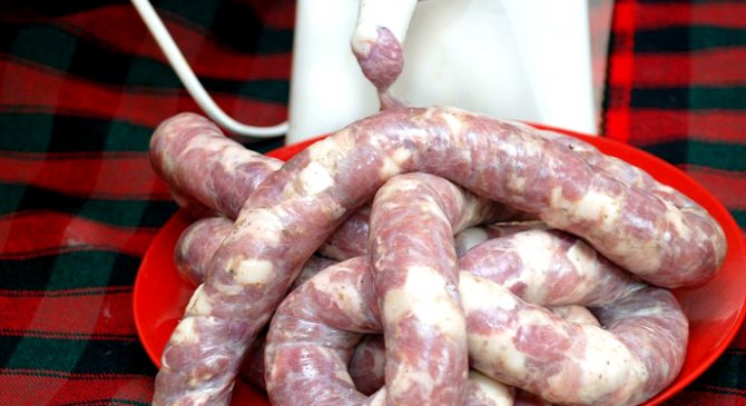 колбаса выдавленная в кишку