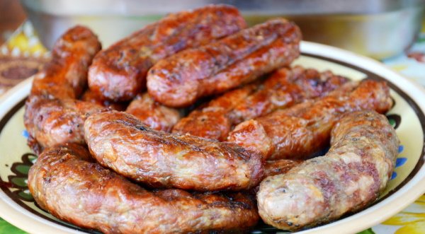 Колбаски из фарша на сковороде из бутылки, в духовке в фольге, пищевой пленке, сушилке, дегитраторе