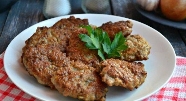 Котлеты из печени свиной. Рецепты, чтобы были мягкими в духовке, мультиварке, на пару