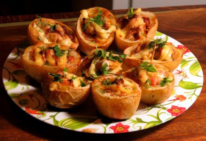 Начиненный картофель мясом