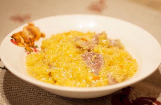 приготовим кукурузную кашу в мультиварке «Мулинекс» со свининой