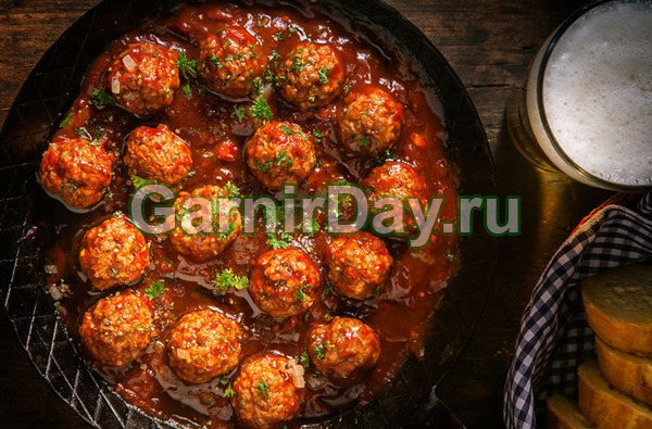 Пшеничная каша с фрикадельками в мультиварке