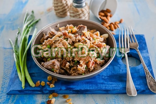 Пшеничная каша с горошком и кукурузой в мультиварке