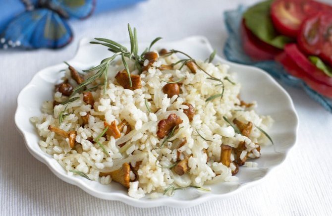 Рис с лисичками