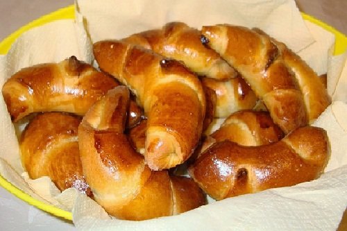 Рогалики с повидлом