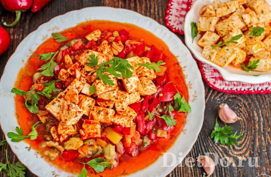 Салат с баклажанами и сыром фета