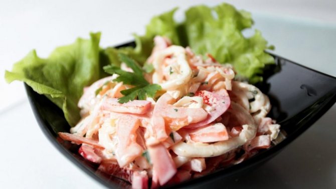 Салат с кальмарами и болгарским перцем