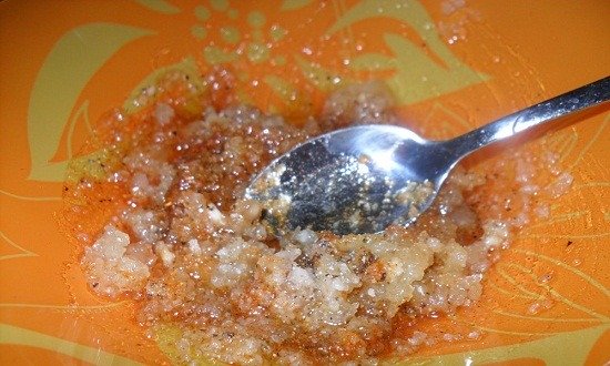 смешать маринад